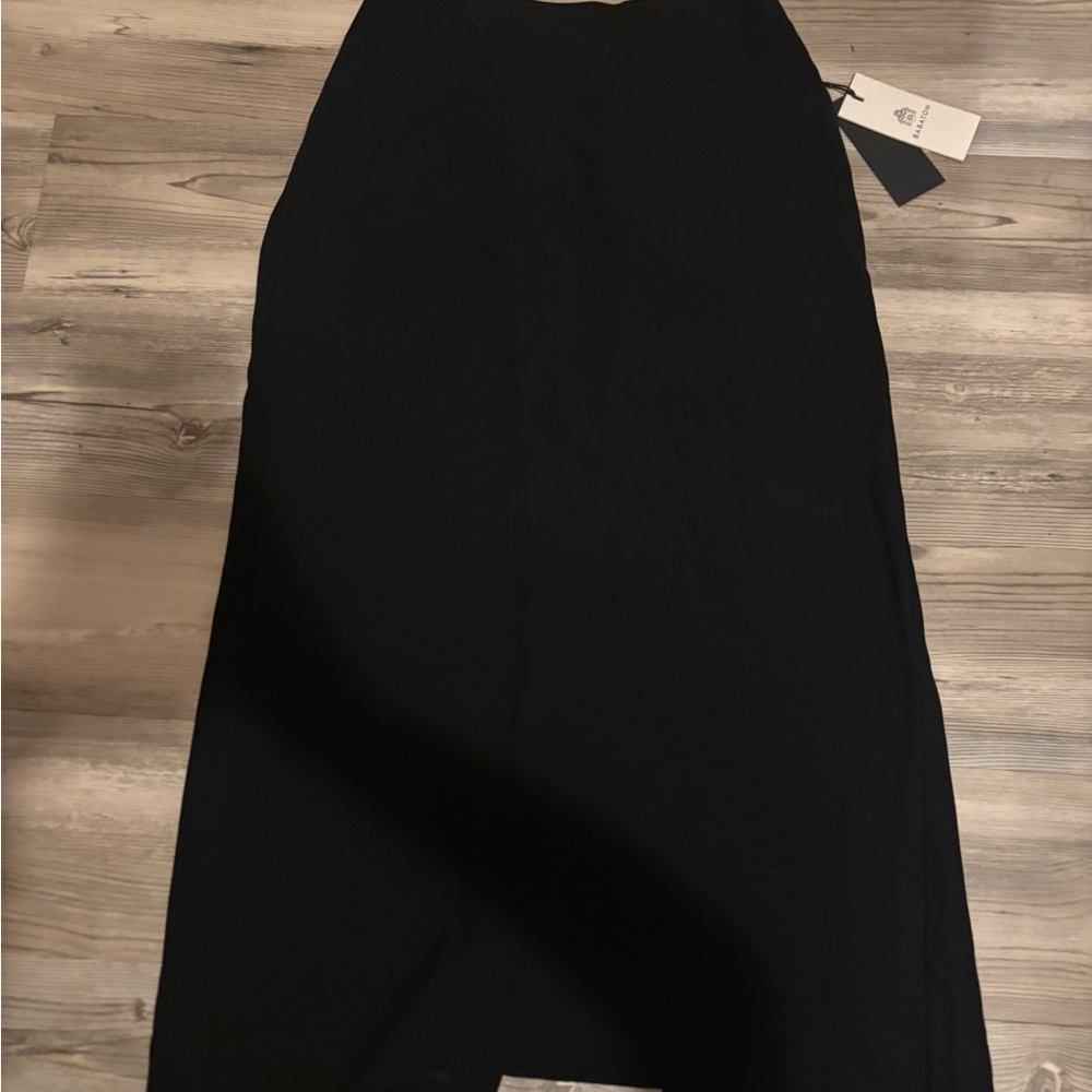 Aritzia Black Women's Skirt